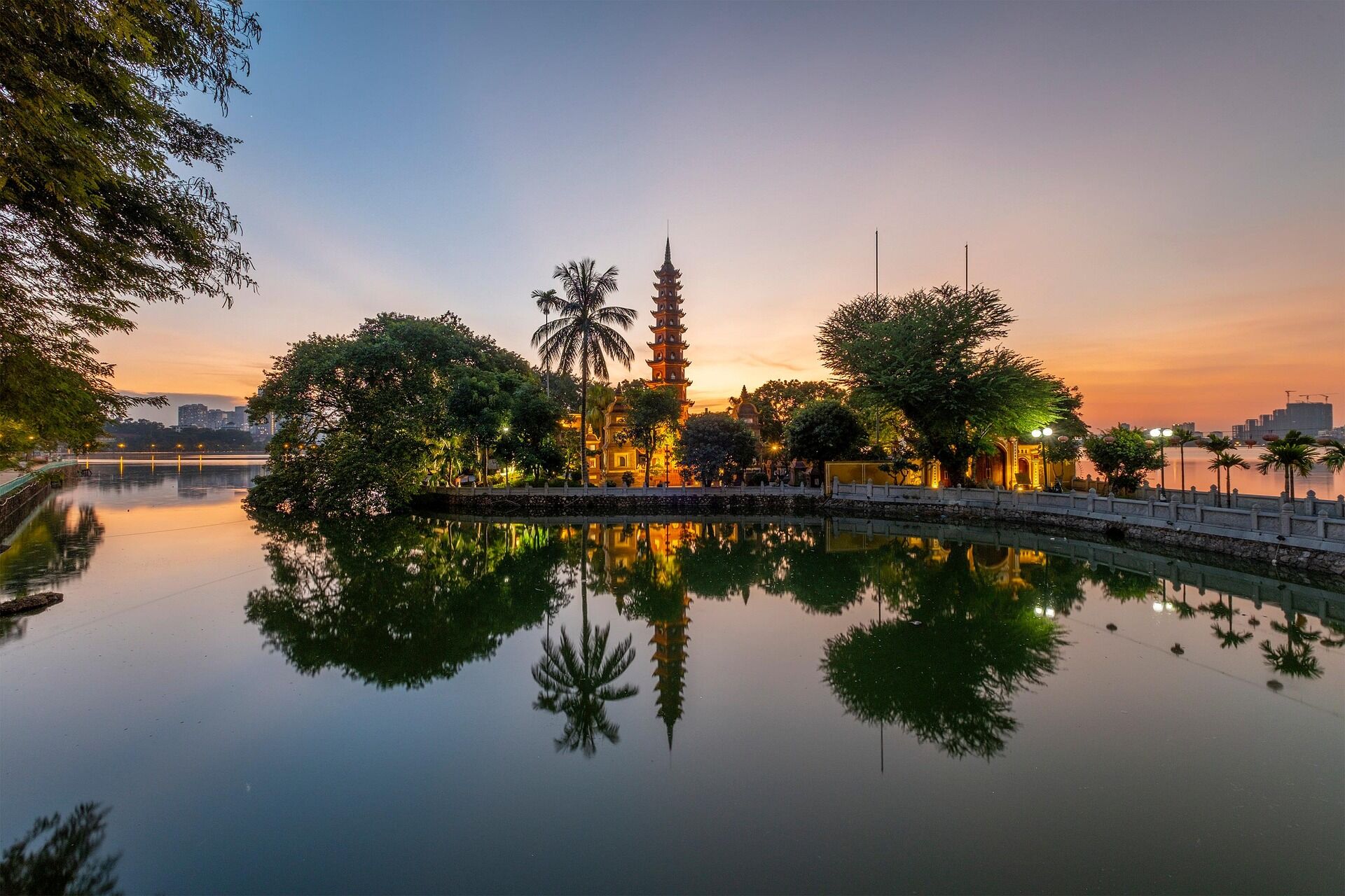 Golden hour with your new travel family